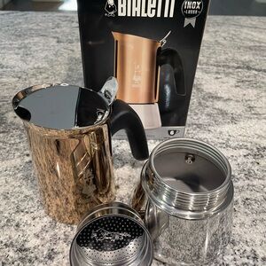 Bialetti Venus 6-Cup Stainless steel Moka Pot - Copper Finish - New in box